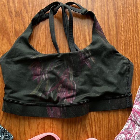 Lot of 4 Lululemon Energy Sports Bras Size 6 - Picture 2 of 6